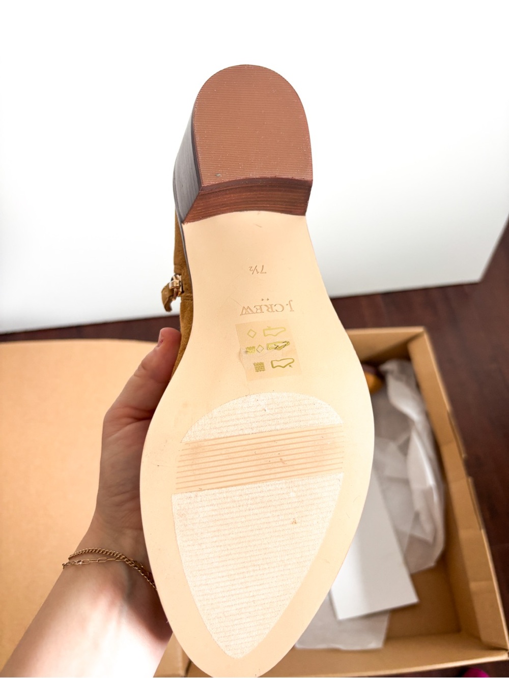 J. Crew NIB Women's Western Suede Ankle Boots in Camel - Picture 4 of 8